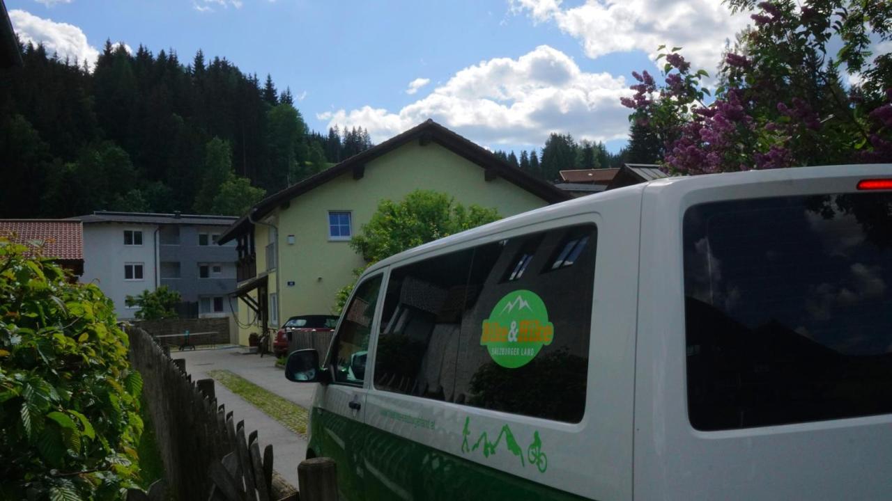 אלטנמרקט אים פונגאו Alpensportlodge מראה חיצוני תמונה